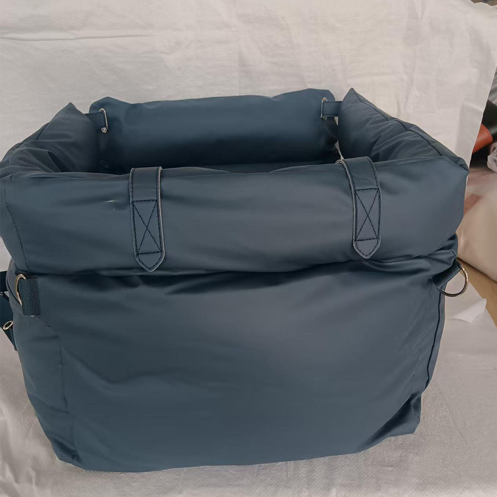 Close-up of a navy blue multifunctional pet car seat carrier, featuring reinforced stitching, sturdy buckles, and waterproof fabric, designed for long-lasting durability and outdoor use.