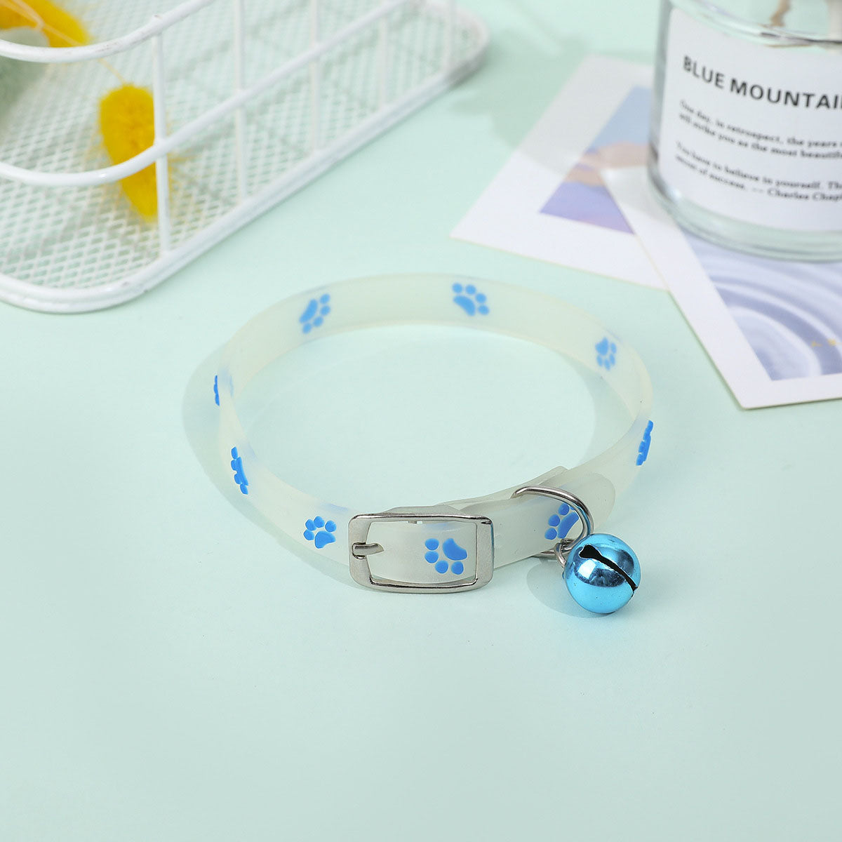 Misstiy Anti-Lost Glow Collar: Silicone Paw for Cats/Small Dogs