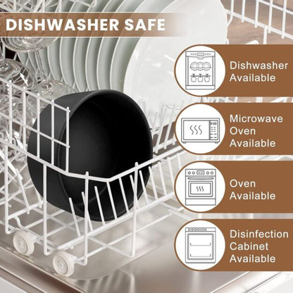 Black ceramic pet bowl in a dishwasher, highlighting its compatibility with dishwasher, microwave, oven, and disinfection cabinet – an easy-to-clean feeding solution for cats and dogs.