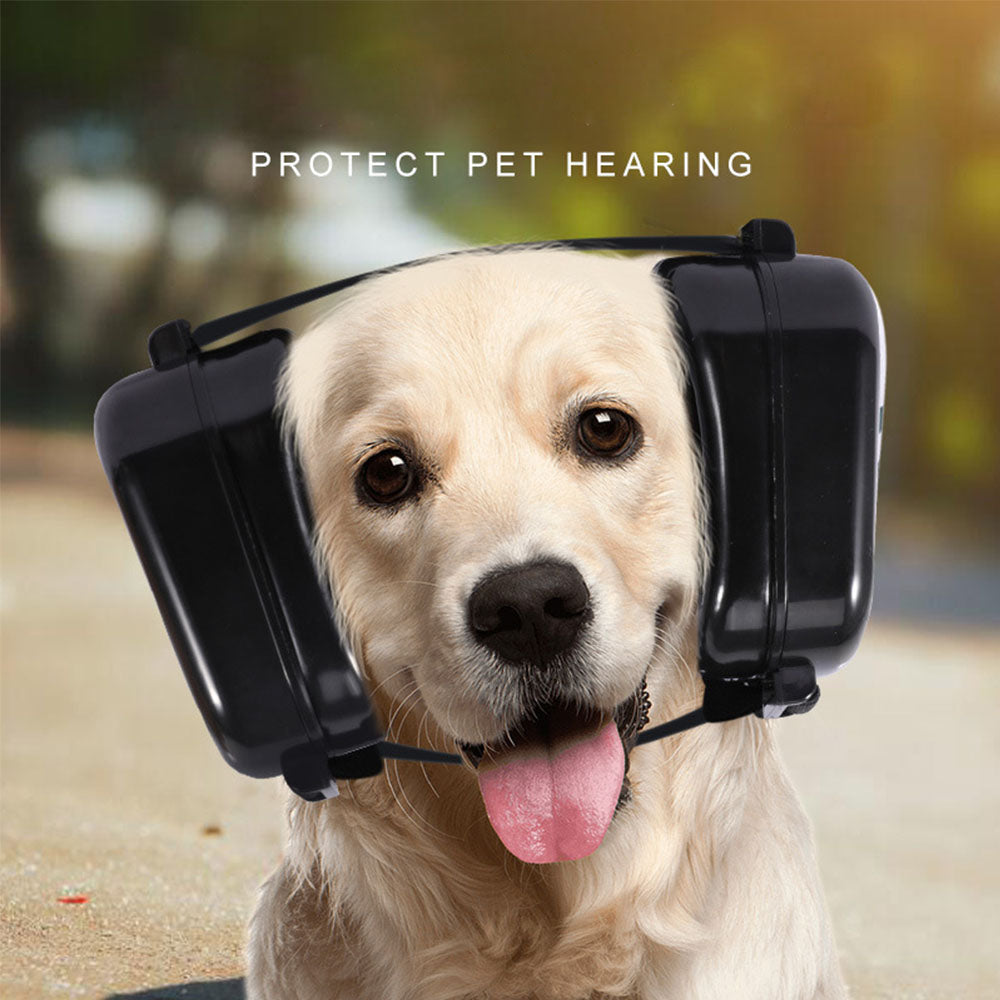 Pet noise canceling earmuffs with "Protect Pet Hearing" design—safeguards your dog’s hearing from loud noises while keeping them relaxed during outdoor activities.