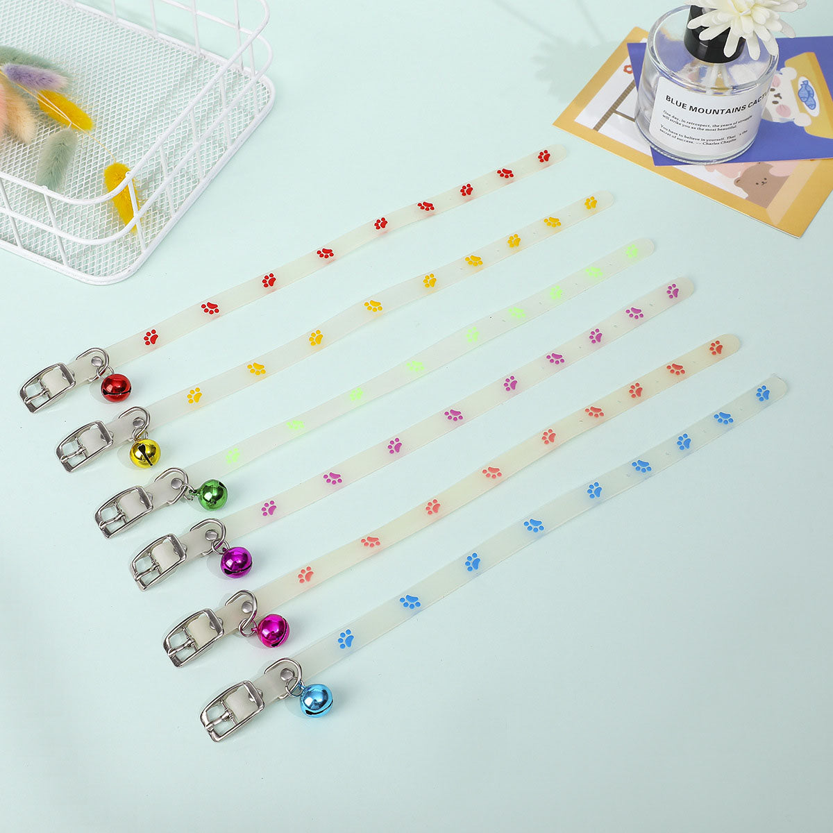 Misstiy Anti-Lost Glow Collar: Silicone Paw for Cats/Small Dogs